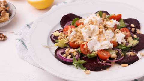Salade de betterave rouge et ricotta