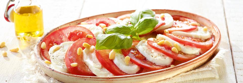 Carpaccio de tomates avec mozzarella di Bufala