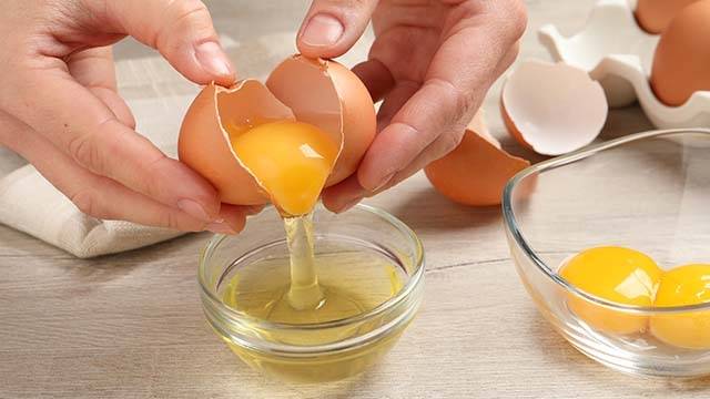 Comment séparer le blanc du jaune d'œuf